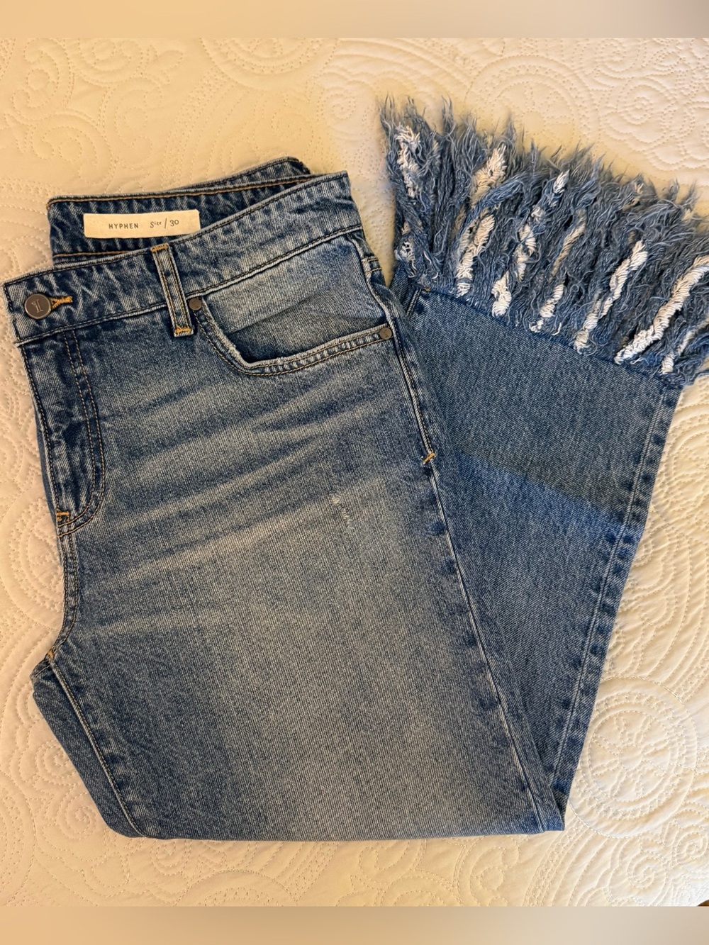 Anthropologie Pilcro & the Letterpress Fringe Bottom Raw Edge Jeans 30